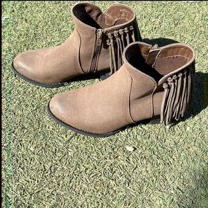 Cathy Jean ankle boots